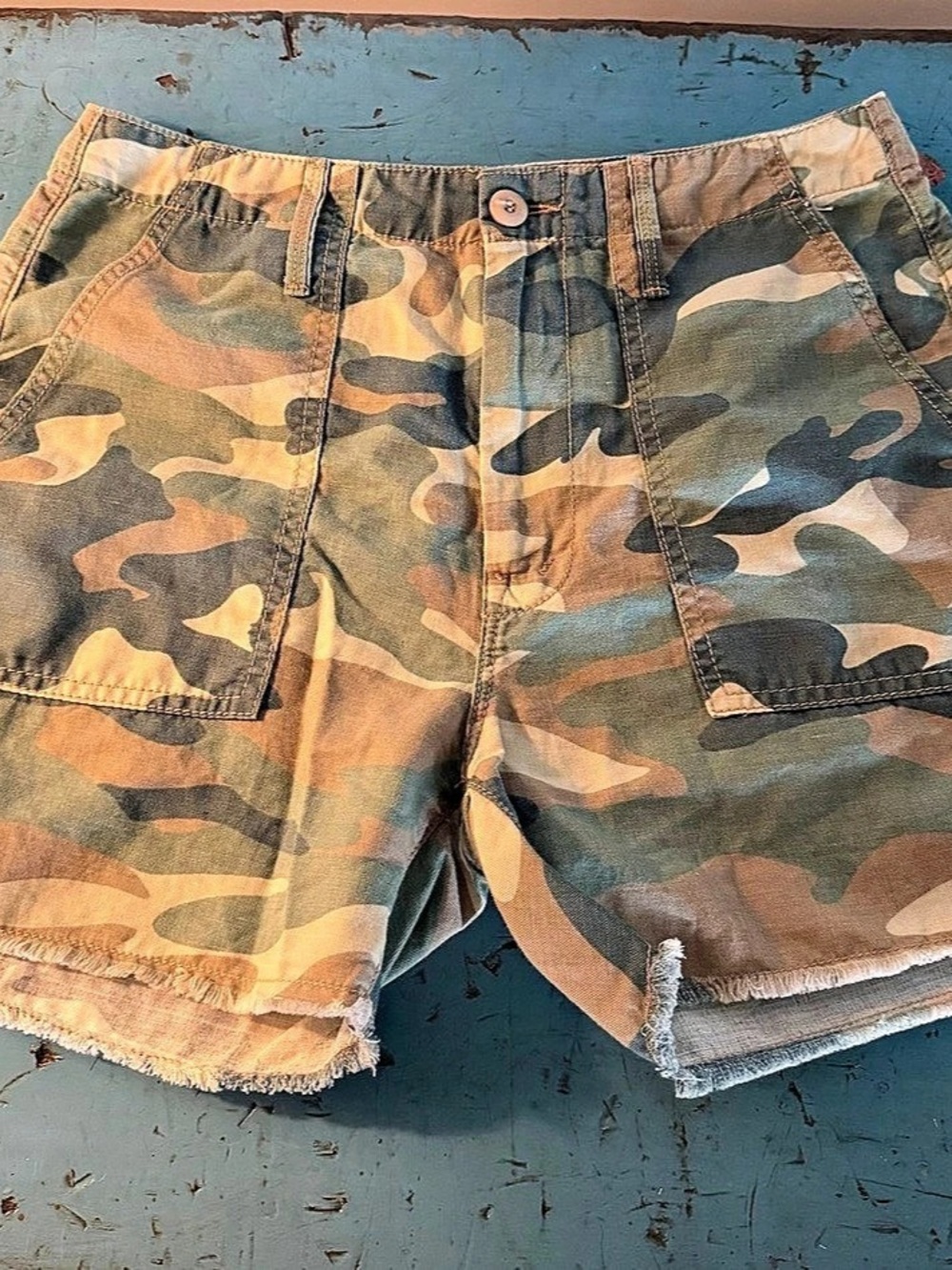 Mother The Shaker Chop Short Camo Cargo Shorts Waist 27